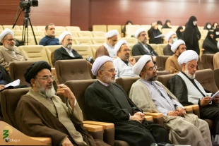 With the presence of Supreme Leader’s representative in Hajj and pilgrimage Affairs
The national meeting of the Arbaeen’s cultural committees officials
 3