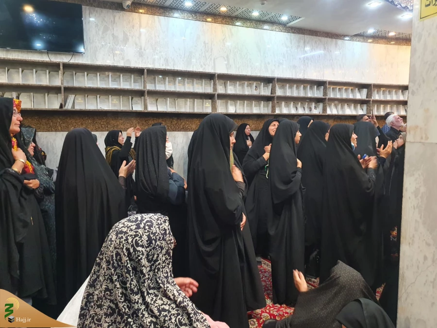 عزاداری شام شهادت امام سجاد ع در سرداب امام علی (ع) حرم حضرت اباالفضل العباس (ع) 15