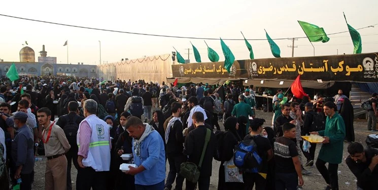 آستان قدس رضوی در 8 استان مرزی از زائران اربعین میزبانی می‌کند 2