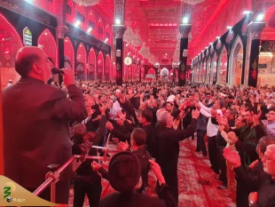 زائران حرم امام حسین (ع) صبحگاه آخرین پنجشنبه ماه محرم به عزاداری و افزایش معرفت پرداختند 16