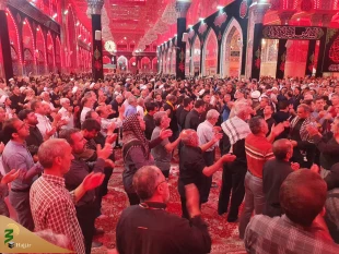 زائران حرم امام حسین (ع) صبحگاه آخرین پنجشنبه ماه محرم به عزاداری و افزایش معرفت پرداختند 20