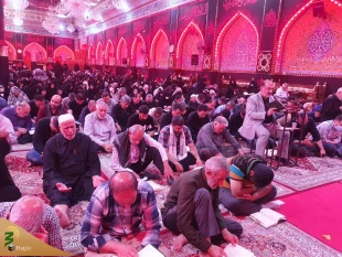 دعای ندبه زائران ایرانی در آخرین جمعه ماه محرم در کربلا 16