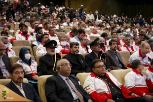نماینده ولی فقیه در امور حج و زیارت:

پزشکان و پرستاران خود را خادم زائران بدانند 10