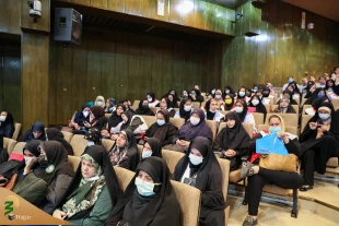 Supreme Leader's representative in Hajj and Pilgrimage affair:
Doctors, nurses consider themselves as pilgrims’ servants 7