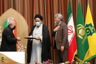ثماني سنوات من الدفاع المقدس دربّت القادة الشجعان

 9