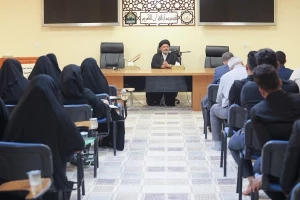 برنامه آستان مقدس حسینی برای آموزش استاد قرآنی