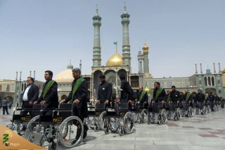 تسهیل زیارت برای سالمندان در حرم مطهر بانوی کرامت