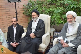 Head of Iranian Hajj Pilgrims Meets Family of Released Hajji 4