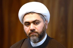 زمینه حضور فعالان قرآنی را در مساجد مهیا کنیم