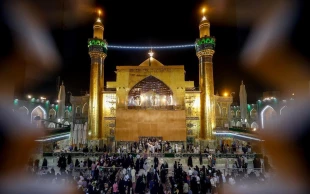 آذین بندی حرم امام علی (ع) در آستانه میلاد پیامبر(س) +تصاویر  2