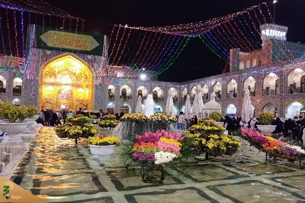 شور و شعف زائران حرم رضوی در شب ۱۷ ربیع الاول 2