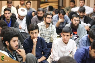 Supreme Leader’s Representative in Hajj and Pilgrimage Affairs:

Richer spiritual, scientific load of students, the more guaranteed the religious future of the country 3