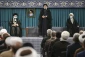 رهبر انقلاب اسلامی در دیدار جمعی از مردم، مسئولان کشور و مهمانان کنفرانس وحدت اسلامی:

ایستادیم و پیش رفتیم؛ غلط میکند کسی فکر کندن درخت تناور جمهوری اسلامی را هم بکند 2