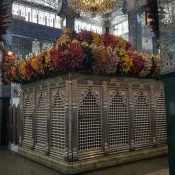 رونمایی از ضریح جدید حرم حضرت زینب کبری (س)+تصاویر   2