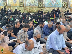 برپایی دعای کمیل با حضور زائران ایرانی در کربلای معلی 7