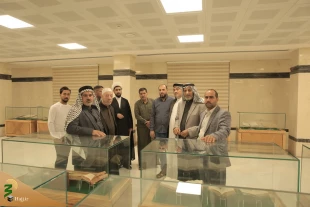 بازدید شاعران آئینی عراق از موزه حج و زیارت-2