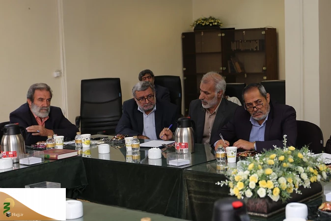 بررسی مشترکات قرآن، انجیل و تورات در مرکز گفت‌وگوی ادیان و فرهنگ‌ها 3
