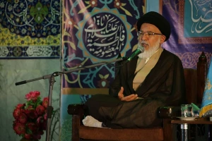 حجت‌الاسلام والمسلمین میرباقری:

ورود به حریم اهل‌بیت(ع) با عنایت حضرت معصومه(س) امکان‌پذیر است
