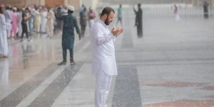 بارش باران در مسجد النبی و مسجدالحرام