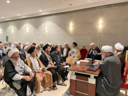حجت الاسلام اخویان:
بازنگری و نوآوری های بسیاری در امر آموزش زائران عتبات عالیات صورت گرفته است 3