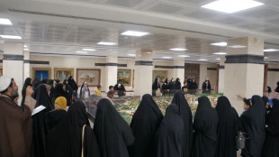برگزاری نشست همسران و دختران کارمندان بعثه مقام معظم رهبری در قم