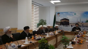 نشست نمایندگان دفاتر بیوت مراجع تقلید با نماینده ولی فقیه در امور حج و زیارت 5