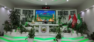 تکریم از کادر درمان ایام کرونا در حرم امام حسین(ع) با حضور وزیر بهداشت
 2