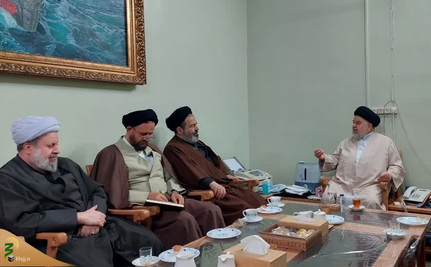 دیدار نماینده ولی فقیه در امور حج و زیارت با مراجع عظام تقلید 9