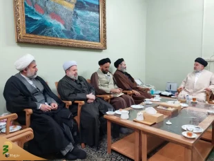 Supreme Leader's Representative Meets with Religious Authorities 8