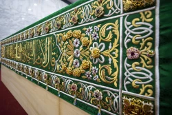 آماده‌سازی روکش ضریح مطهر حضرت ابوالفضل العباس (علیه‌السلام) 2
