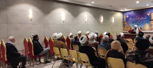 گزارش تصویری / برگزاری جلسه روحانیون و مداحان در کربلا 4