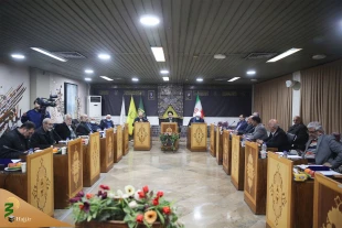Hojjat al-Islam Navvab: Avoiding Formal Work in Serving Holy Sites Pilgrims Needed 2