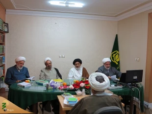 برگزاری آزمون مصاحبه طرح ارتقا روحانیون عمره به معین در دفتر نمایندگی بعثه مقام معظم رهبری در استان خراسان رضوی 3