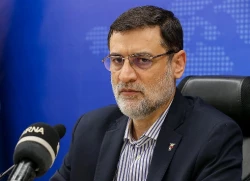 رئیس بنیاد شهید کشور:
۶۰ هزار ایثارگر به زیارت عتبات عالیات می‌روند
 2