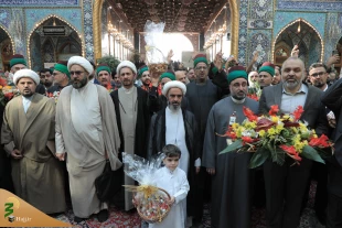 مضجع شریف علمدار کربلا گلباران شد+عکس 2