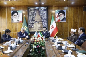 Uzbek Ambassador Meets with Supreme Leader's Representative in Hajj Affairs