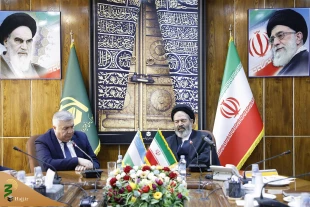 Uzbek Ambassador Meets with Supreme Leader's Representative in Hajj Affairs 3