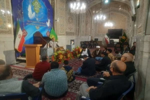 ویژه برنامه مهدوی با حضور شیعیانی از ۵ کشور دنیا در حرم رضوی برگزار شد