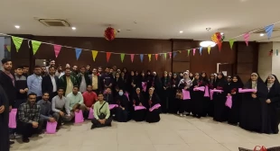 حسینی قمی : مدارا و شناخت تفلوتها باعث درک متقابل زوجین می‌شود.

 3
