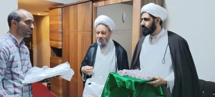 
 تکریم حافظان قرآن کریم در بعثه مقام معظم رهبری کشور عراق برگزار گردید. 6