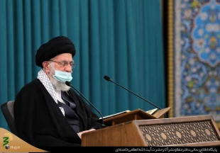رهبرانقلاب: 

تلاوت قاری باید با هدف تأثیرگذاری بر مخاطب باشد نه آوازخوانی / هر مسجد را یک پایگاه قرآن قرار دهید 4