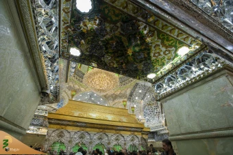 مراسم تحویل سال ۱۴۰۲ در حرم امام حسین علیه السلام 17