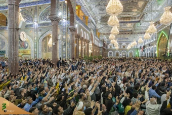 مراسم تحویل سال ۱۴۰۲ در حرم امام حسین علیه السلام 13