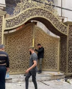 نصب درِ جدید برای ورودی حرم حضرت رقیه (س) 3