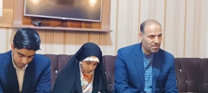 تکریم از خانواده قرآنی در کربلا 