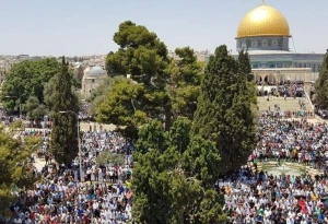 هزاران فلسطینی در نماز جمعه مسجدالاقصی حضور یافتند