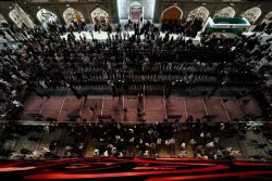 برافراشته شدن پرچم عزا در حرم امیرالمومنین علی علیه‌السلام 8