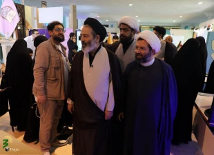 بازدید نماینده ولی فقیه در امور حج و زیارت از بخش حوزوی نمایشگاه بین‌المللی قرآن کریم 5