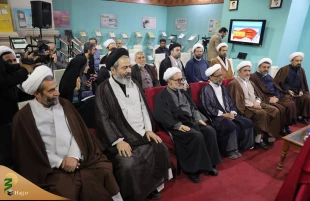 بازدید نماینده ولی فقیه در امور حج و زیارت از بخش حوزوی نمایشگاه بین‌المللی قرآن کریم 6