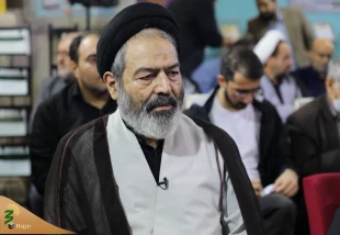 بازدید نماینده ولی فقیه در امور حج و زیارت از بخش حوزوی نمایشگاه بین‌المللی قرآن کریم 7